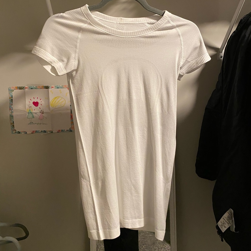 swiftly tech short sleeve crew